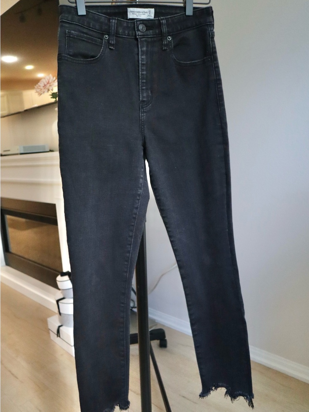 Women's Black High-Rise Skinny Jeans